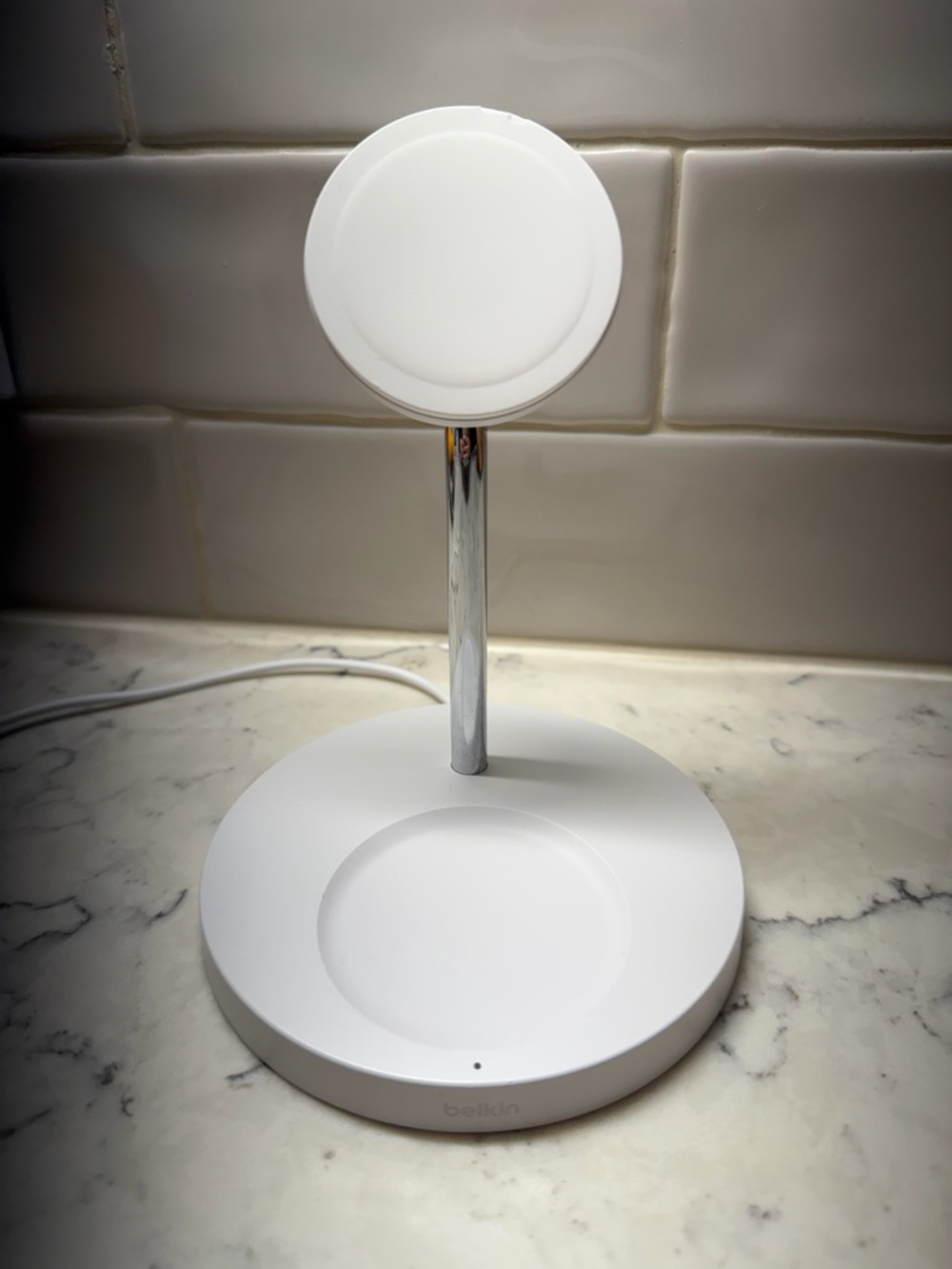 Belkin 2-in-1 Wireless Charger Stand with Mag Safe, White